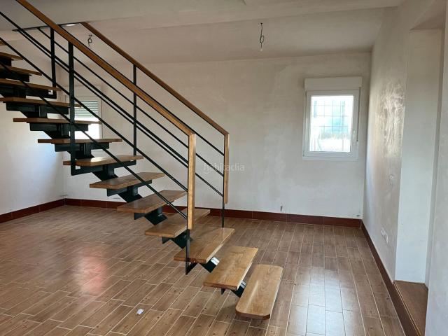 Casa en venta en Sanchidrián. VIVIENDA UNIFAMILIAR INDEPENDIENTE. Casas.