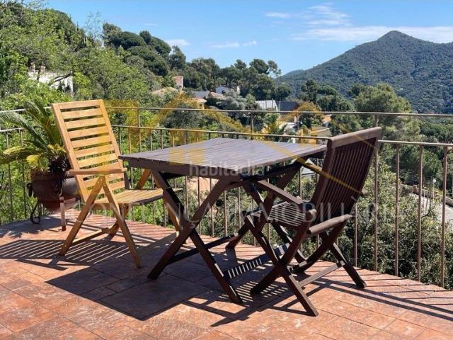 Casa en venta en Sant Cebrià de Vallalta. PRECIOSA Y AMPLIA CASA CON LICENCIA TURISTICA. Casas Sant Cebrià de.