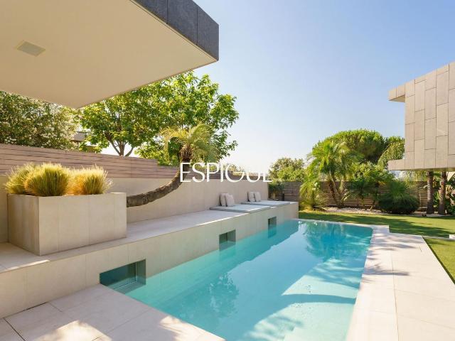 Casa en venta en Sant Cugat del Vallès, Turó de Can Mates. Exclusiva casa en venta de diseño en Can Mates. Casas Sant Cugat del.