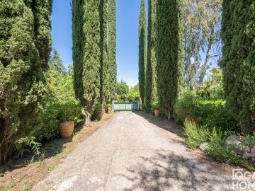 Casa en venta en Sant Cugat del Vallès, Valldoreix. Casa con parcela urbana de 1.485 m2 en Valldoreix. Casas Sant Cugat del.