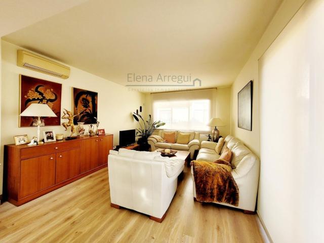 Casa en venta en Sant Cugat del Vallès, Centre Estació. Casas Sant Cugat del.