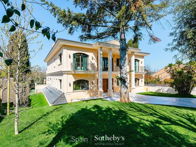 Casa en venta en Sant Cugat del Vallès, Eixample. Villa de obra nueva en el Golf de Sant Cugat. Casas Sant Cugat del.