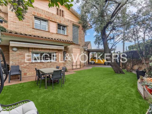 Casa en venta en Sant Cugat del Vallès, Golf Can Trabal. Exclusiva casa unifamiliar en la zona El Pinar. Casas Sant Cugat del.