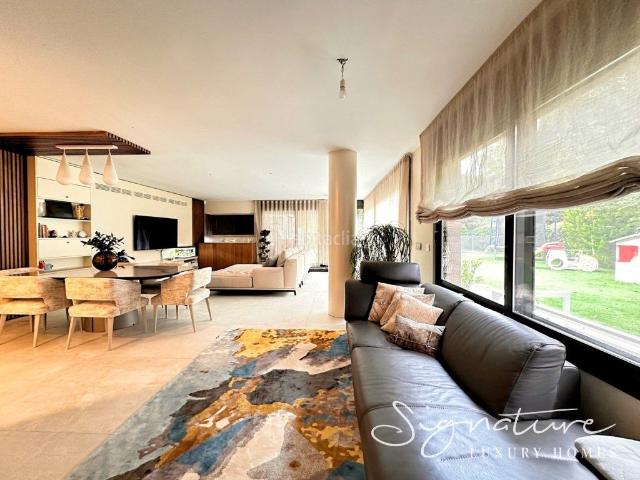 Casa en venta en Sant Cugat del Vallès, Golf Can Trabal. Exclusiva villa de lujo con piscina y jardín privado en El Golf Can Trabal Sant Cugat. Casas Sant Cugat del.