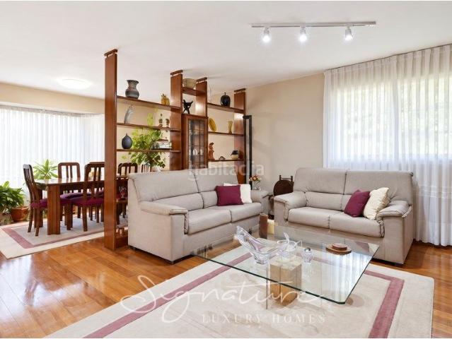 Casa en venta en Sant Cugat del Vallès, Mira sol. Vivienda unifamiliar de inspiración canadiense en Mirasol Sant Cugat del Vallés. Casas Sant Cugat del.