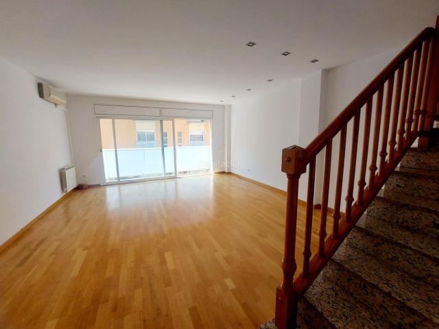 Casa en venta en Sant Andreu de la Barca. CHALET ADOSADO EN SANT ANDRES DE LA BARCA. Casas Sant Andreu de la.
