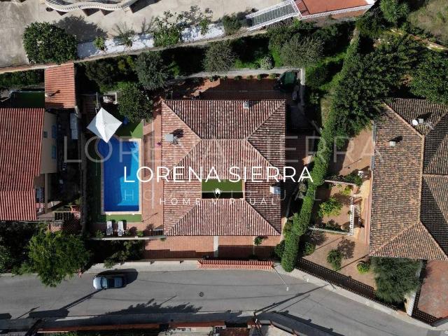 Casa en venta en Sant Boi de Llobregat, Marianao. Elegancia y confort en el Corazón de Marianao!. Casas Sant Boi de.