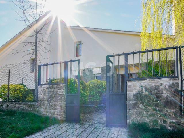 Casa en venta en Sant Boi de Lluçanès. Casa a quatre vents a Sant Boi. Casas Sant Boi de.