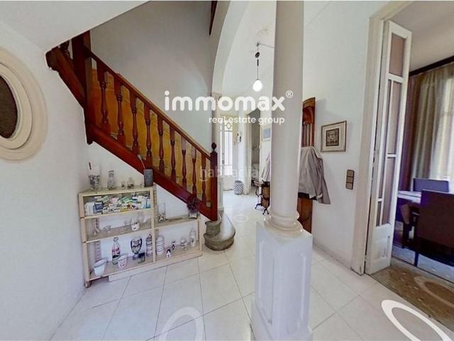 Casa en venta en Sant Feliu de Llobregat, Centre Can Nadal. Exclusiva vivienda con jardín en el centro de Sant Feliu de Llobregat. Casas Sant Feliu de.