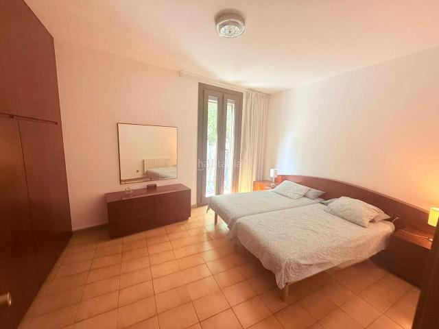 Casa en venta en Sant Feliu de Llobregat, Centre Can Nadal. VIVIENDA CON AMPLIA TERRAZA Y LOCAL EN SANT FELIU. Casas Sant Feliu de.