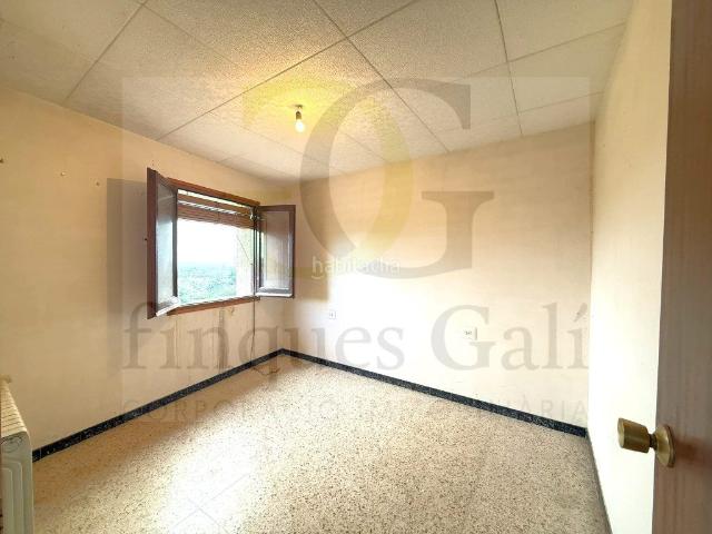 Casa en venta en Sant Feliu Sasserra. Sant Feliu Sasserra Casa de 5 habitaciones con jardín de 246 m ideal para parejas o familias. Casas Sant Feliu.