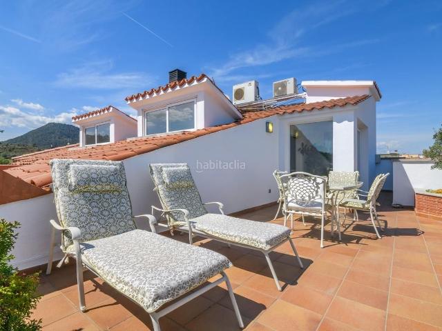 Casa en venta en Sant Joan de Vilatorrada. Espectacular casa con dos viviendas totalmente independientes, ascensor y vistas a Montserrat. Casas Sant Joan de.
