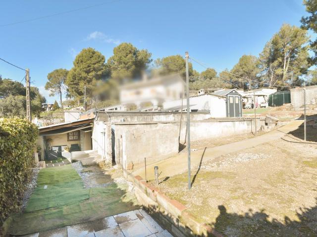 Casa en venta en Sant Llorenç d´Hortons. Vivienda y solar. Casas Sant Llorenç.