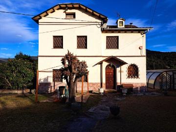 Casa en venta en Sant Martí de Centelles. Casas Sant Martí de.