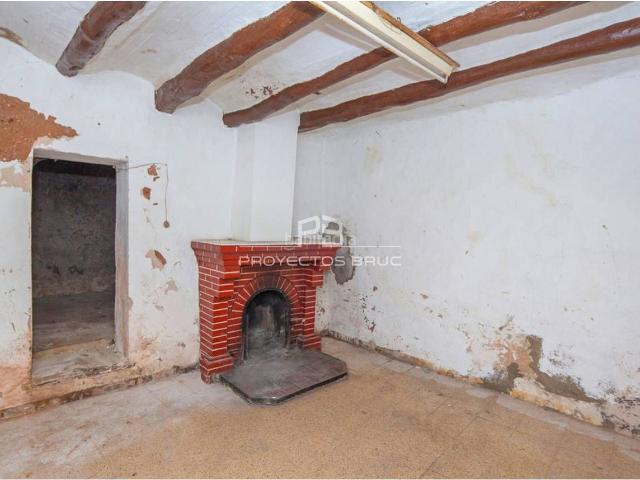 Casa en venta en Sant Martí de Tous. CASA DE VENTA EN SANT MARTI DE TOUS. Casas Sant Martí de.