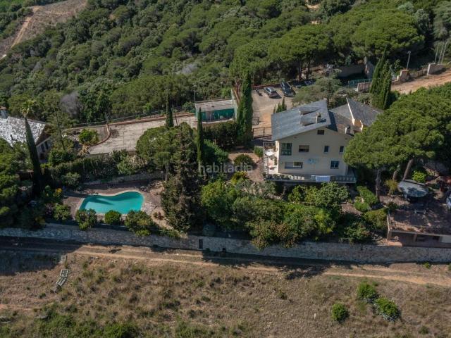 Casa en venta en Sant Pol de Mar, Urbanitzacions. UN REFUGIO EN EL MEDITERRANEO EN SANT CEBRIÁ DE VALLALTA. Casas Sant Pol de.