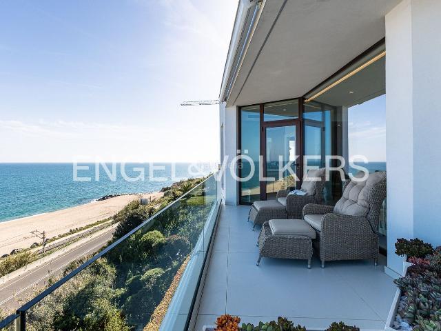 Casa en venta en Sant Pol de Mar, Urbanitzacions. CASA DE LUJO FRENTE AL MAR EN SANT POL DE MAR. Casas Sant Pol de.