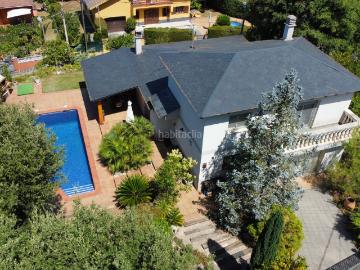 Casa en venta en Sant Pere de Vilamajor. Casa con piscina en la urbanización de Can Ram. Casas Sant Pere de.