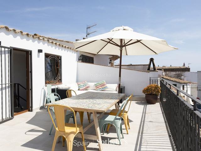 Casa en venta en Sant Pere de Ribes, Centre. Adosado completamente renovado en el centro antiguo de Sant Pere de Ribes. Casas Sant Pere de.