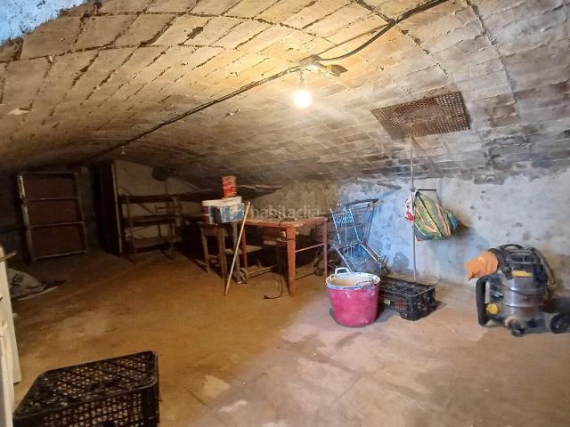 Casa en venta en Sant Pere de Riudebitlles. Gran casa de pueblo con terreno. Casas Sant Pere de.