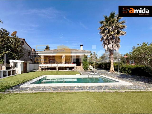 Casa en venta en Sant Quirze del Vallès, Can Llobateres Can Pallars. EXCLUSIVA CASA A 4 VIENTOS CON JARDÍN Y PISCINA en Sant Quirze del Vallès. Casas Sant Quirze del.