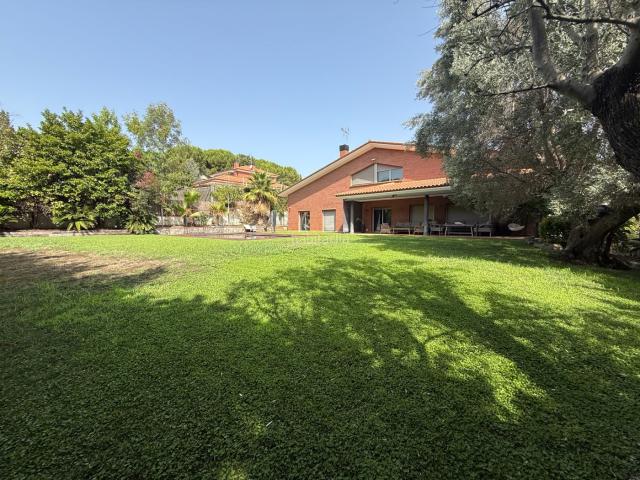 Casa en venta en Sant Quirze del Vallès, Centre. ESPECTACULAR CASA A 4 VIENTOS EN SANT QUIRZE DEL VALLES. Casas Sant Quirze del.