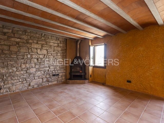 Casa en venta en Sant Ramon. Espléndida casa en el corazón de Cataluña. Casas Sant.