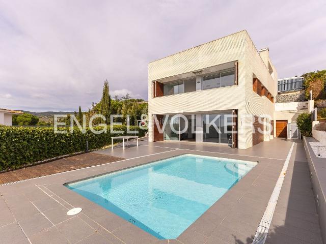 Casa en venta en Sant Vicenç de Montalt, El Balís Can Calella. Casa en Sant Vicenç de Montalt con excelentes vistas a mar. Casas Sant Vicenç de.
