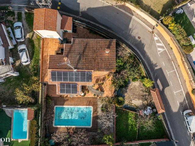 Casa en venta en Sant Vicenç de Montalt, Les Bilbenyes. CASA INDEPENDIENTE EN SANT VICENÇ DE MONTALT. Casas Sant Vicenç de.