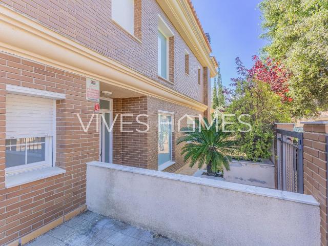 Casa en venta en Sant Vicenç de Montalt, Les Bilbenyes. Casa pareada en Venta en Sant Vicenç de Montalt. Casas Sant Vicenç de.