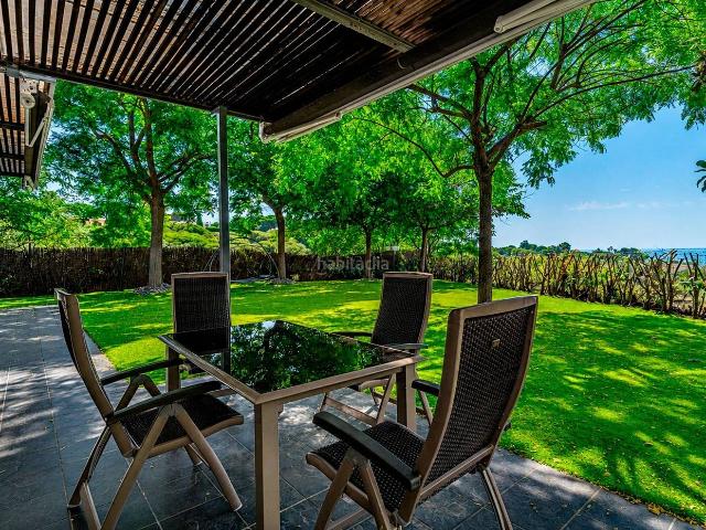 Casa en venta en Sant Vicenç de Montalt, Santa Maria Balís Can Riera Can Jordi. Exclusiva casa independiente con vistas al mar junto al golf de Sant Vicenç de Montalt. Casas Sant Vicenç de.