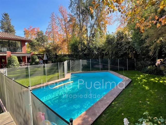 Casa en Venta en Santa María de Manquehue Colegio San Benito Colegio Huelen
