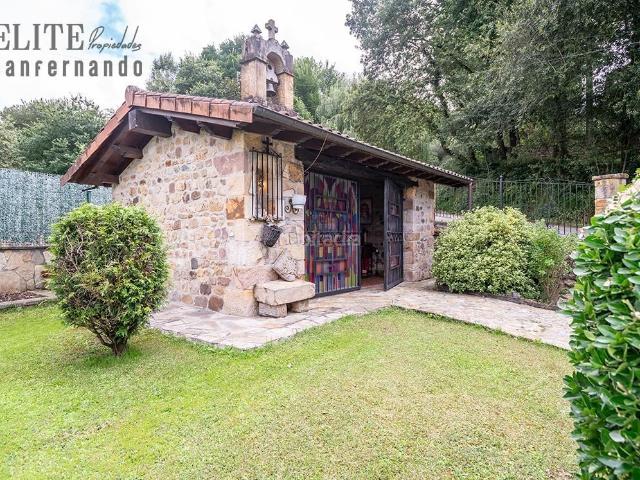 Casa en venta en Santa María de Cayón. Casona de piedra con ermita privada Autenticidad y naturaleza en Santa María de Cayón. Casas Santa María de.