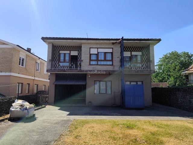 Casa en venta en Santa María de Cayón. Casa independiente en Santa Maria de Cayón. Centro. Casas Santa María de.