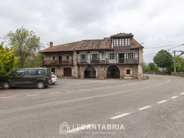 Casa en venta en Santa María de Cayón. Casa montañesa de finales del XIX en San Román de Cayón. Casas Santa María de.