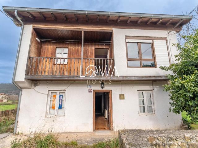 Casa en venta en Santa María de Cayón. Casa independiente en Santa María de Cayón. Casas Santa María de.