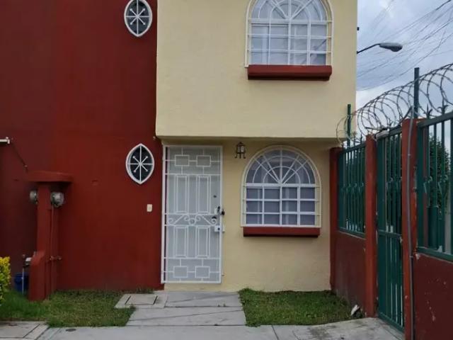Casa en venta en Santa Maria Totoltepec, Toluca, México
