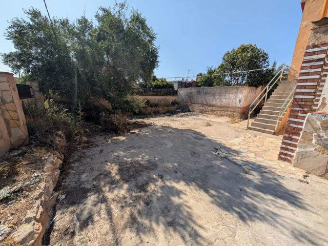 Casa en venta en Santa Oliva. CASA UNIFAMILIAR EN SANTA OLIVA LES PEDRERES. Casas Santa.