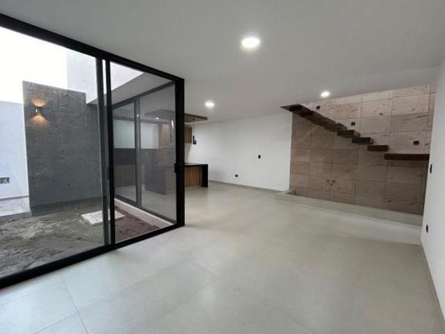 CASA EN VENTA EN SANTA BÁRBARA