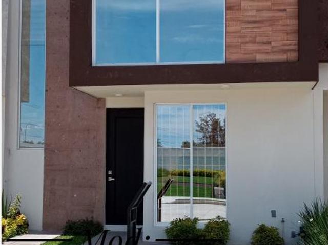 Casa en venta en Santa Bárbara, Irapuato, Guanajuato