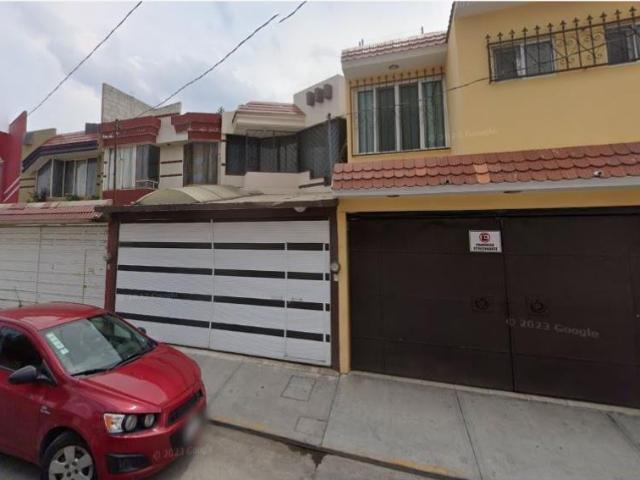 Casa en venta en Santa Catarina Hueyatzacoalco, San Martín Texmelucan, Puebla
