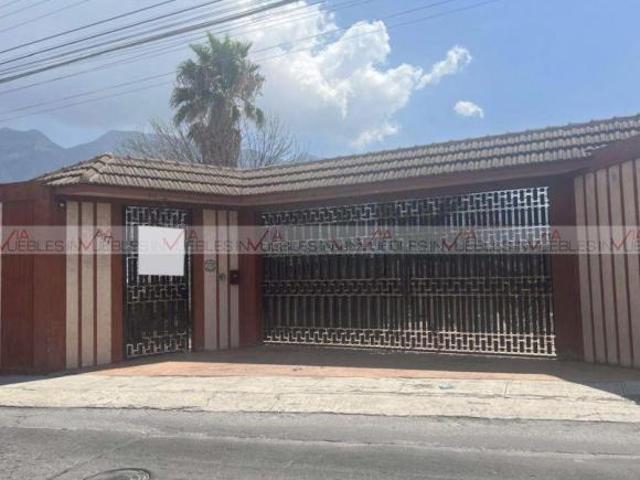 Casa en venta en Santa Catarina Centro