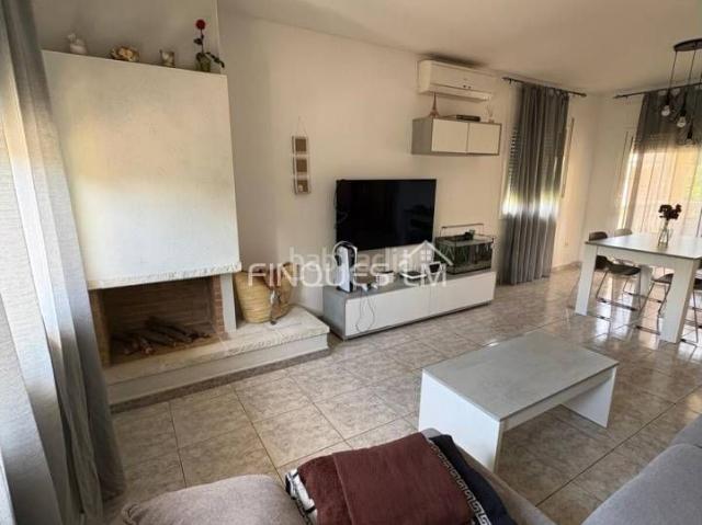 Casa en venta en Santa Coloma de Farners. Bonita casa en venta en urbanización de Santa Coloma de Farners. Casas Santa Coloma de.