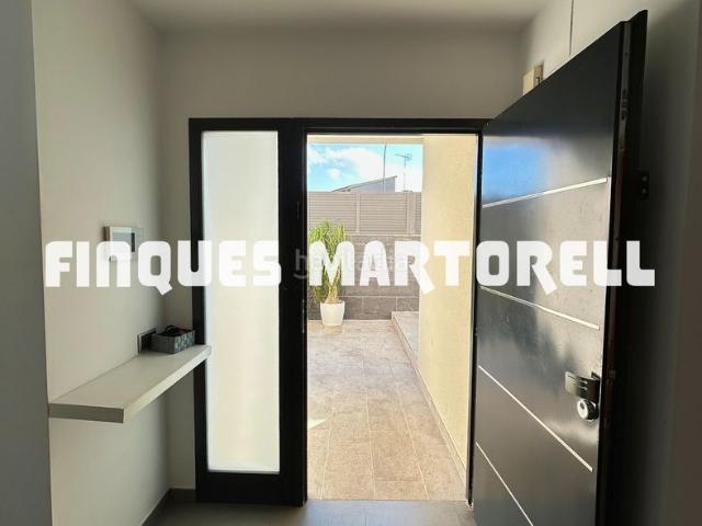 Casa en venta en Santa Coloma de Farners. Chalet exclusivo con vistas espectaculares a la montaña en Can Camps Santa Coloma de Farners. Casas Santa Coloma de.