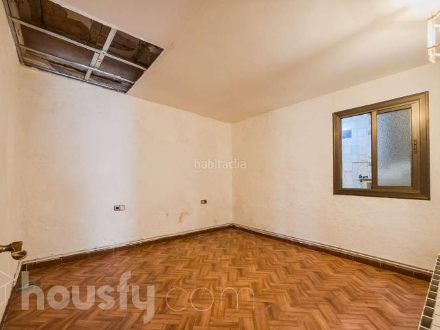 Casa en venta en Santa Coloma de Gramenet, Guinardera. Casas Santa Coloma de.