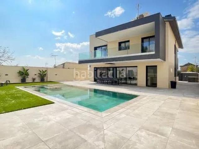 Casa en venta en Santa Coloma de Gramenet, Riera Alta. Casas Santa Coloma de.