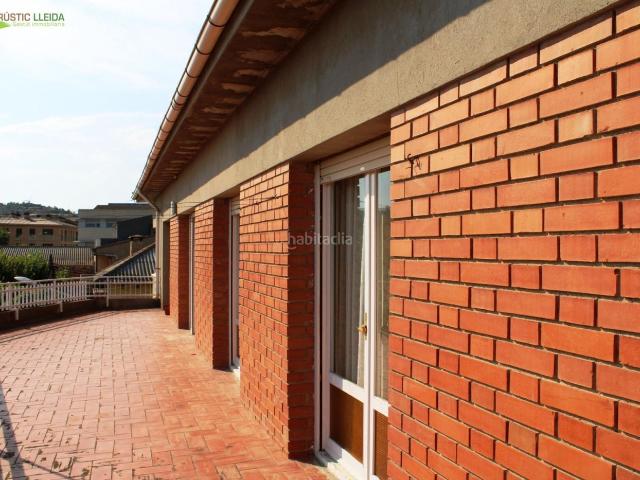Casa en venta en Santa Coloma de Queralt. Exclusiva Apialia Amplia casa con gran patio y garaje en Santa Coloma de Queralt Si sueñas con cambiar el ritmo de la ciudad por. Casas Santa Coloma de.