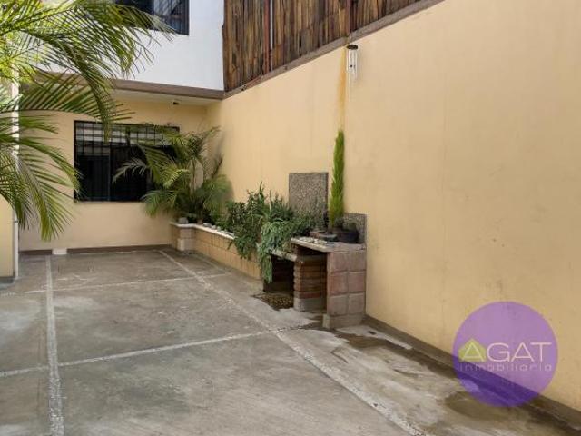 CASA EN VENTA EN SANTA CRUZ AMILPAS