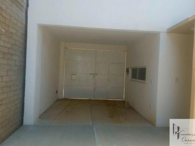 Casa en venta en Santa Cruz Amilpas, Oaxaca