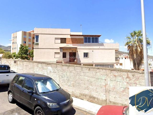 Casa en venta en Santa Cruz de Tenerife, Villa Ascensión El Perú Cruz del Señor. Calle Eladio Roca Salazar, Santa Cruz de Tenerife. Casas Santa Cruz de.